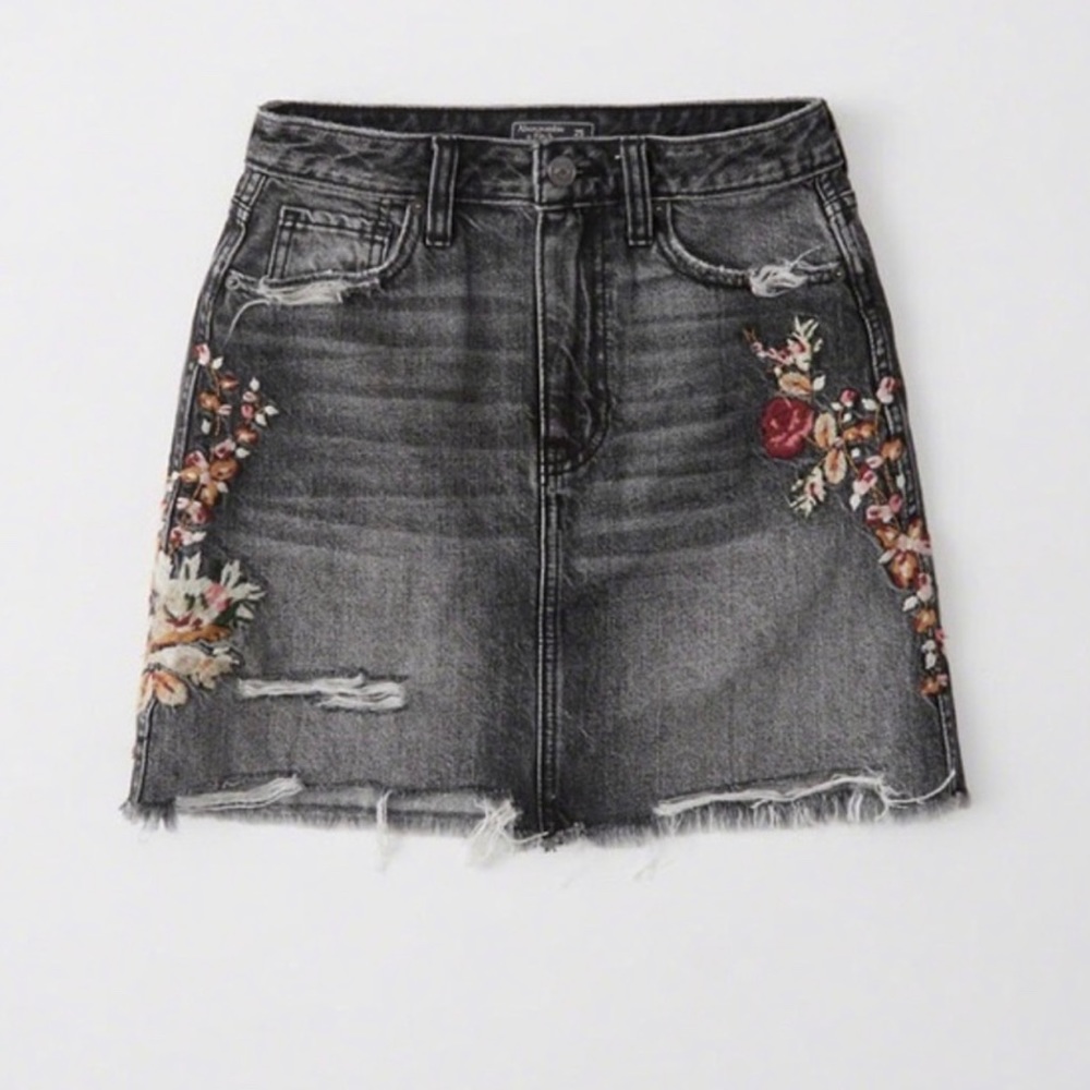 A&F skirt